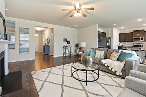 6415 Birchtree Dr, Murfreesboro, TN 37128 photo 9