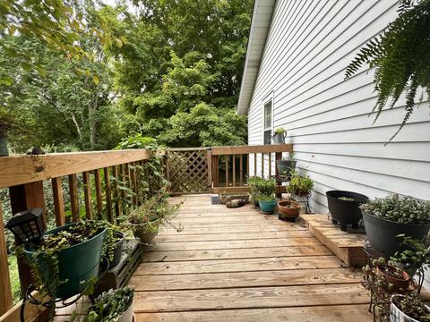 416 W 5th St, Dickson, TN 37055 photo 4