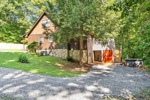 202 Patrick Dr, Dover, TN 37058 photo 3