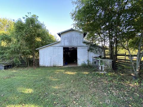 4192 Us 41, Pelham, TN 37366 photo 14