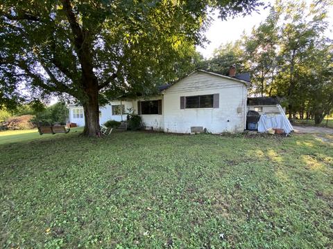 4192 Us 41, Pelham, TN 37366 photo 2