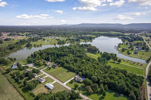 170 Lake Villa Cir, Morrison, TN 37357 photo 12