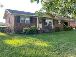 107 12th Ave N, Decherd, TN 37324 photo 1