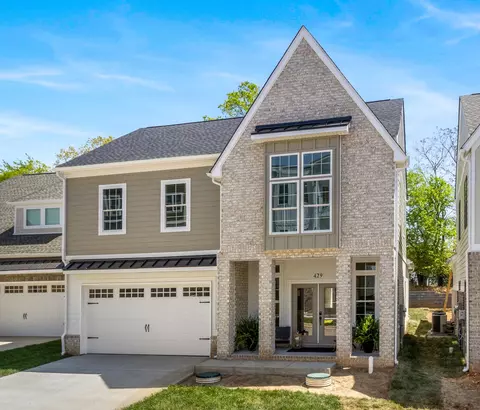 429 Centre St, Pleasant View, TN 37146