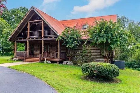 149 Gunter Hollow Rd, Fayetteville, TN 37334