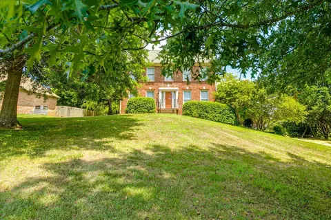 301 Clearview Dr, Springfield, TN 37172 photo 1