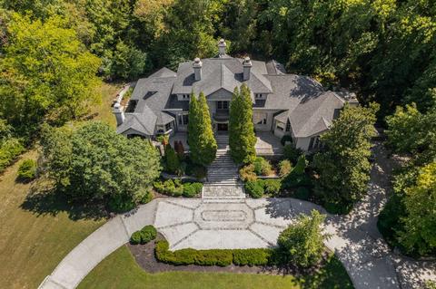 1310 Chickering Rd, Nashville, TN 37215