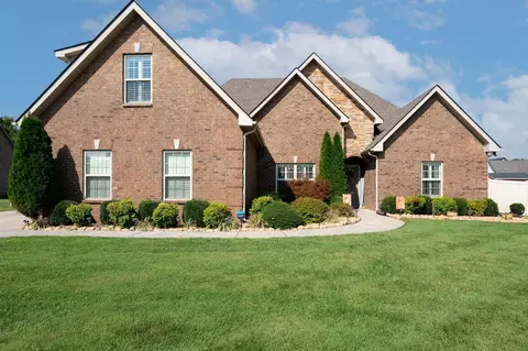 2915 June Bug Dr, Murfreesboro, TN 37129 photo 1