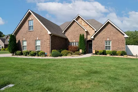 2915 June Bug Dr, Murfreesboro, TN 37129 photo 2