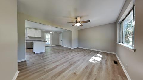 110 Mae Cir, Dickson, TN 37055 photo 2