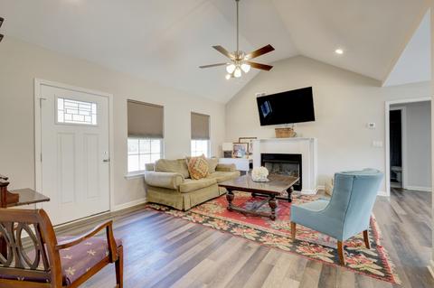 212 Diane Loop, White Bluff, TN 37187 photo 13
