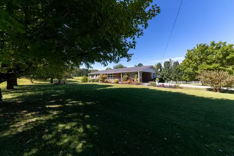2430 Skyview Dr, Centerville, TN 37033 photo 13