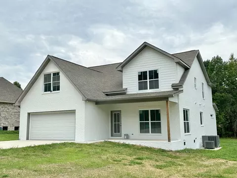 530 Cora Rd, Cookeville, TN 38501