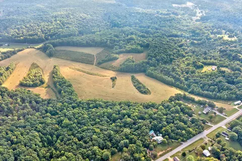 680 The Trce, Dover, TN 37058 photo 7