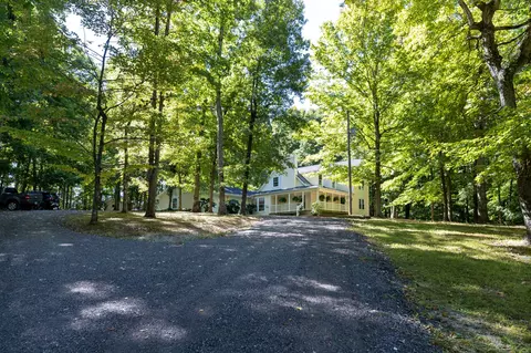 634 Murrell Rd, Dickson, TN 37055 photo 9