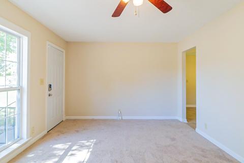 100 Valley Dr, Springfield, TN 37172 photo 5