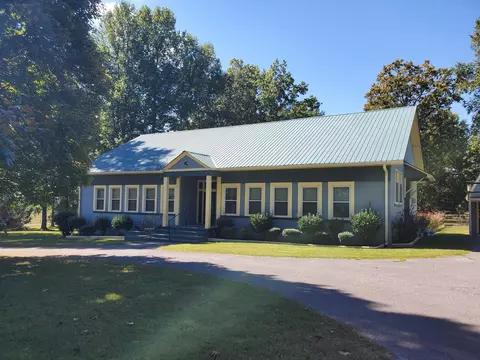 3397 Deans Shop Rd, Estill Springs, TN 37330