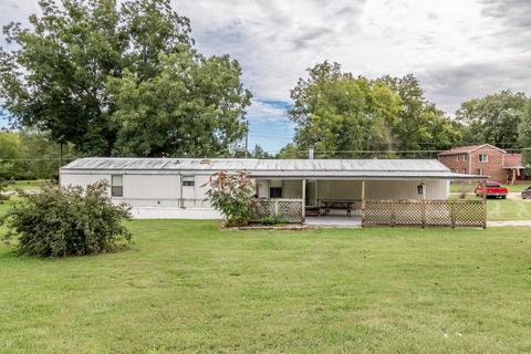 1902 Morgantown Rd, Russellville, KY 42276