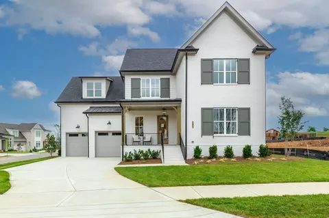 2748 Otterham Dr, Thompsons Station, TN 37179