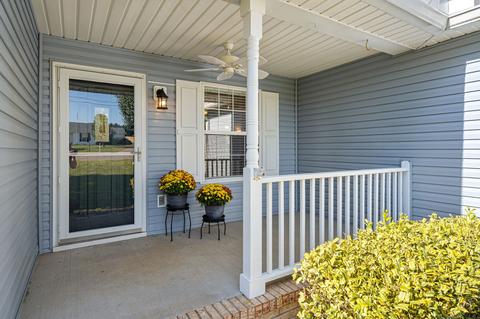 415 Cole Ct, Spring Hill, TN 37174 photo 2