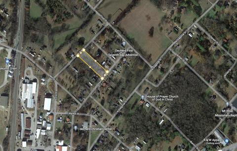 413 Horton St, Decherd, TN 37324 photo 2