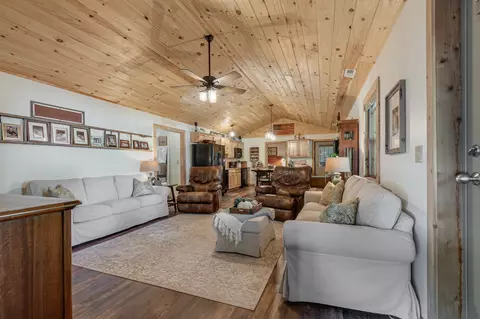 6089 Norman Thomas Rd, Silver Point, TN 38582 photo 9