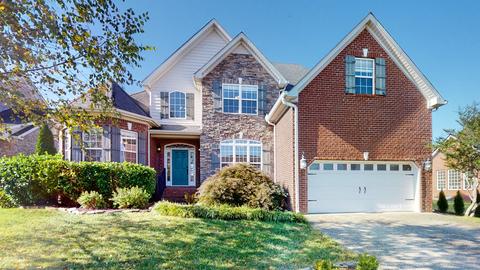 5013 Geranium Dr, Spring Hill, TN 37174 photo 1