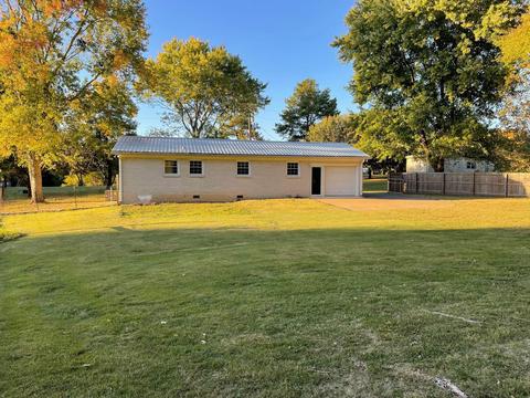 5755 Tacketts Branch Rd, Goodspring, TN 38460 photo 2