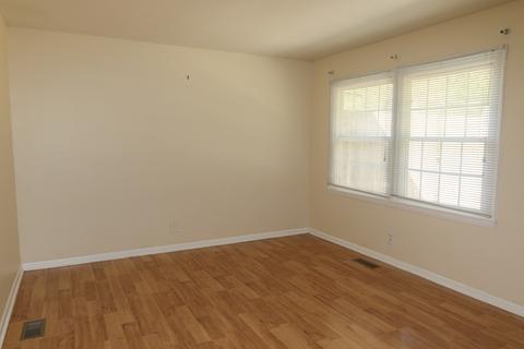 808 Lillard Rd, Murfreesboro, TN 37130 photo 12