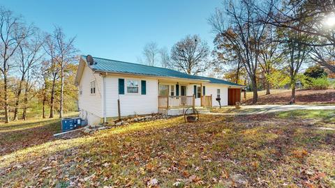 135 W Piney Rd, Dickson, TN 37055 photo 17