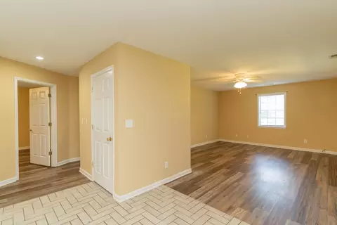 95 Kristopher Ln, Ringgold, GA 30736 photo 3