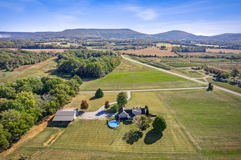 89 Grove Rd, Morrison, TN 37357 photo 1