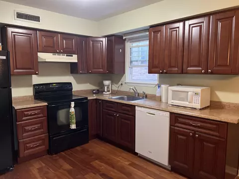 1028 Silver Ct, Murfreesboro, TN 37130 photo 3