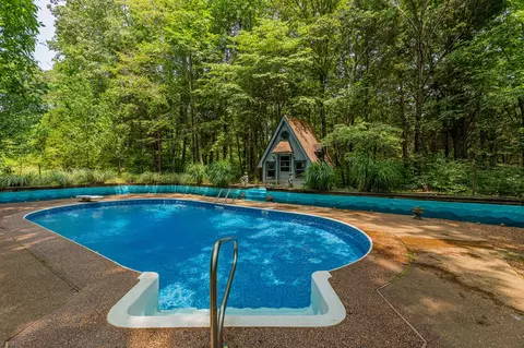 3475 Lylewood Rd, Woodlawn, TN 37191