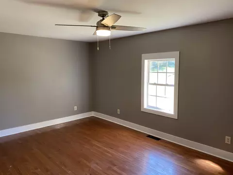 1513 Normandy Rd, Normandy, TN 37360 photo 13