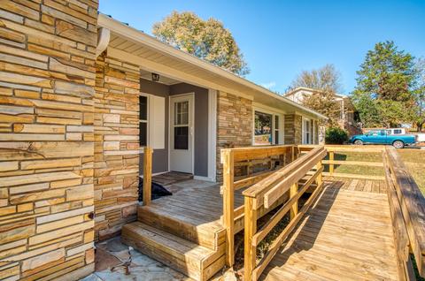 718 Iris Dr, Sparta, TN 38583 photo 3