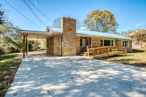 718 Iris Dr, Sparta, TN 38583 photo 2