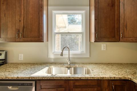 718 Iris Dr, Sparta, TN 38583 photo 7