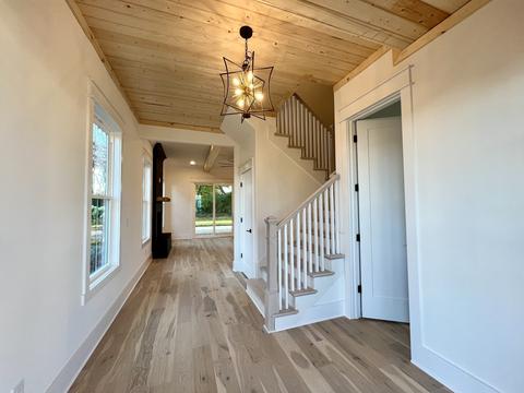 5709 Eaglemont Dr, Murfreesboro, TN 37129 photo 2