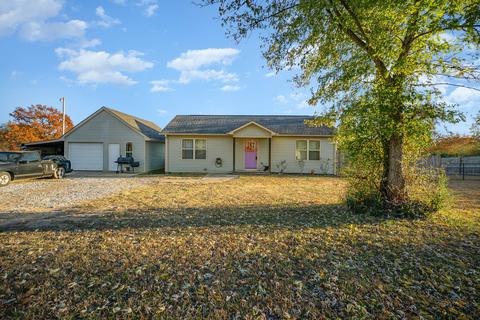 1679 Eno Rd, Dickson, TN 37055 photo 1