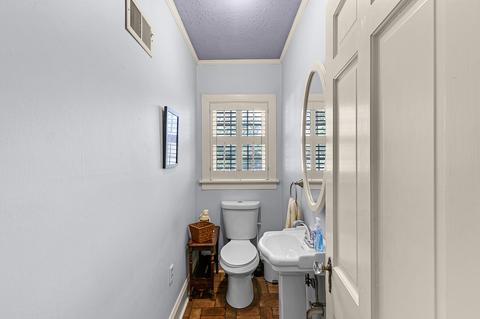 445 Walnut St, Jackson, TN 38301 photo 8