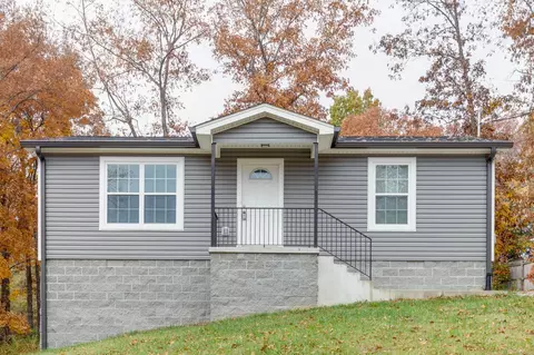 202 Reeves St, Dickson, TN 37055 photo 19