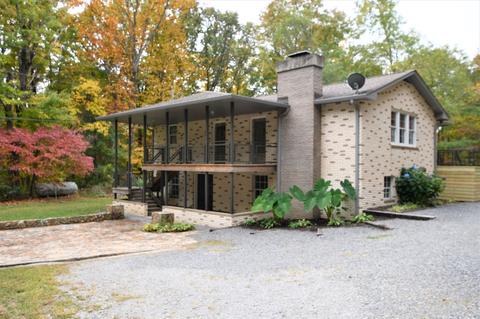 6204 Green Town Rd, Tracy City, TN 37387
