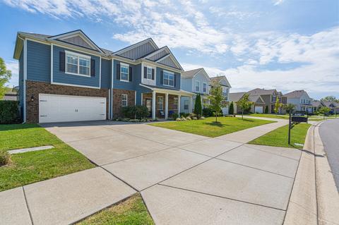 6407 Birchtree Dr, Murfreesboro, TN 37128 photo 2