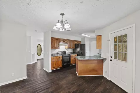 2411 Allison Ln, Springfield, TN 37172 photo 10
