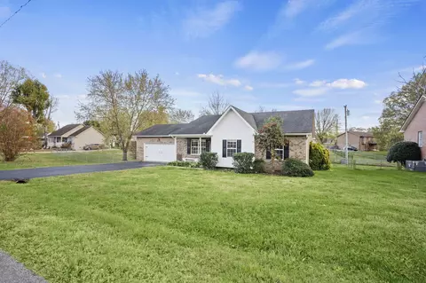 2411 Allison Ln, Springfield, TN 37172 photo 2
