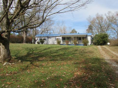 369 Ralph Broadrick Rd, Normandy, TN 37360 photo 2
