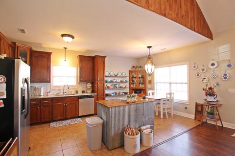 8000 Legacy Dr, Springfield, TN 37172 photo 12