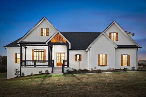 3202 Marthas Chapel Rd, Cunningham, TN 37052 photo 1