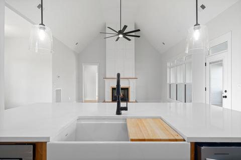 3202 Marthas Chapel Rd, Cunningham, TN 37052 photo 18